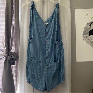 Forever 21 Soft Chambray Short Overalls